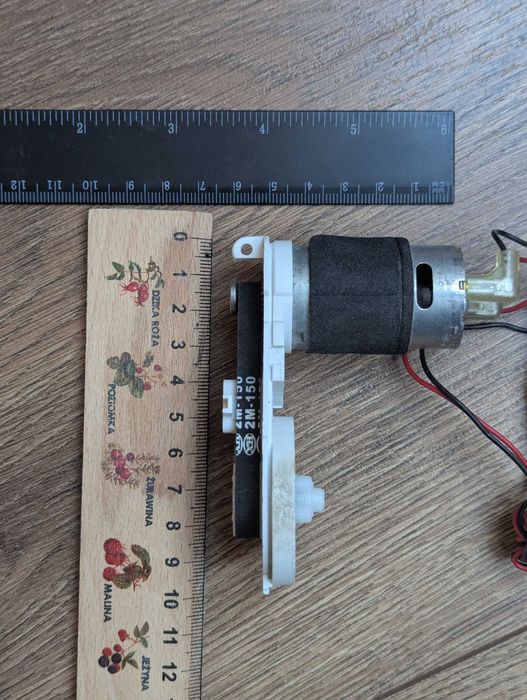 Silnik Serwonapęd RS-395SM 21.6V 15W