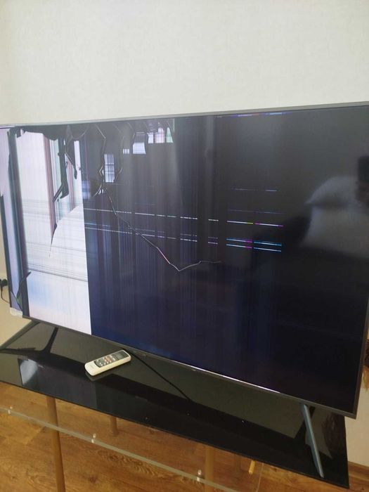 Телевизор SAMSUNG модель UE50TU7100U
