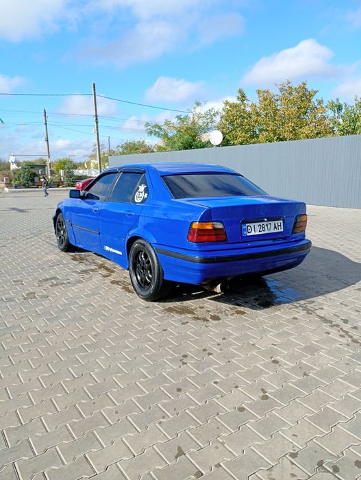 Продам бмв е36 або обменяю