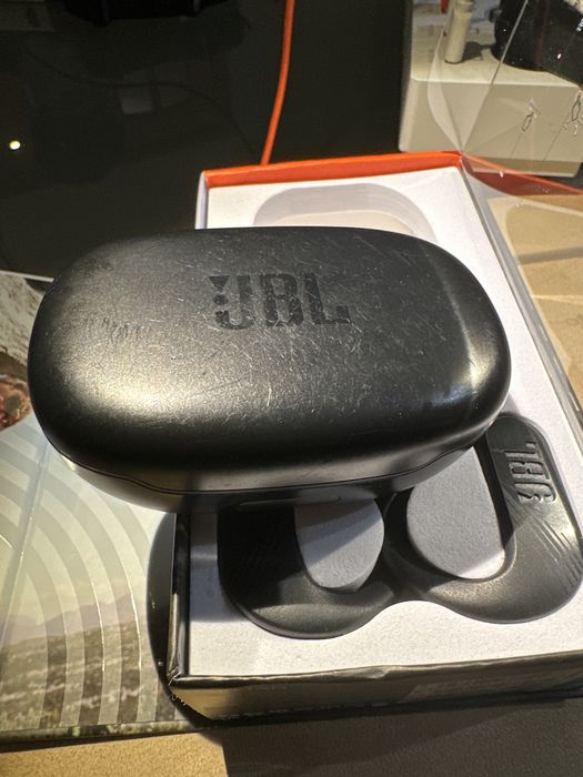Auscultadores JBL ENDURANCE PEAK II