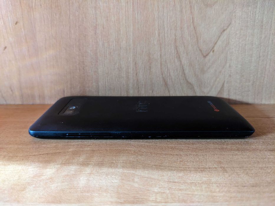 Смартфон HTC Desire 600 Dual sim