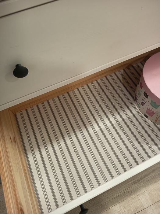 Cómoda branca IKEA Hemnes