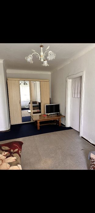 Квартира під бізнес у центрі Нововолинська 1-й поверх