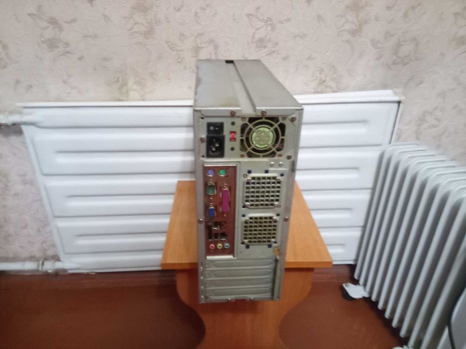 Компьютер на запчасти