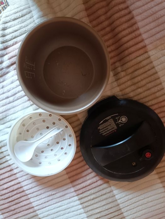 Мультиварка-скороварка Philips HD2173/03