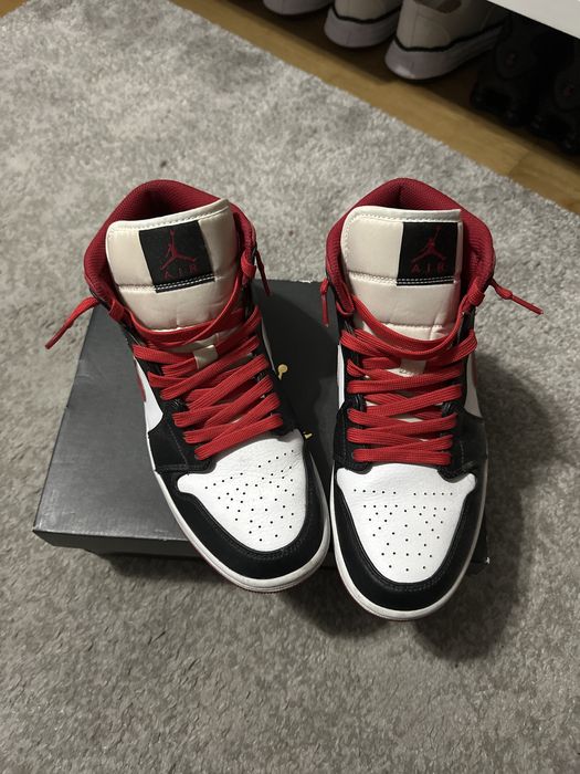Nike Air Jordan 1 Mid GymRed