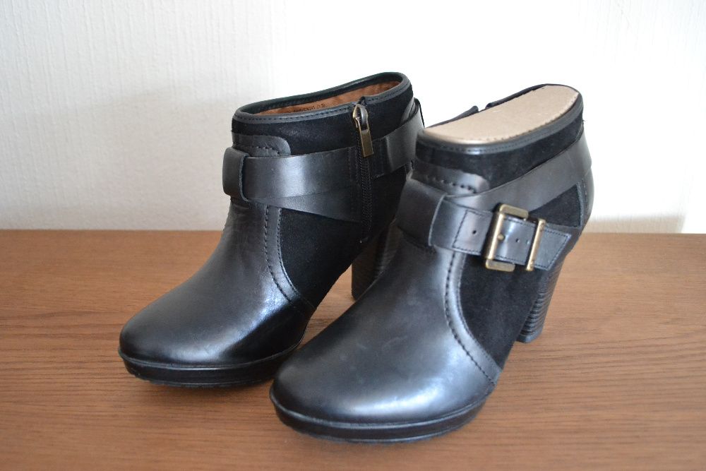 Clarks skórzane-zamszowe botki roz 5.5 (39)