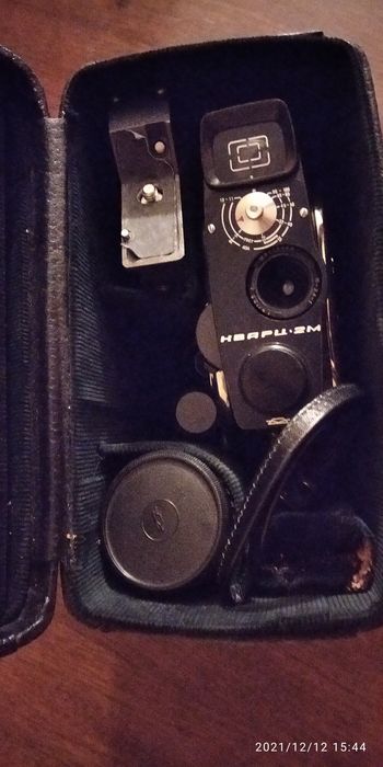 Продам видеокамеру кварц 2М