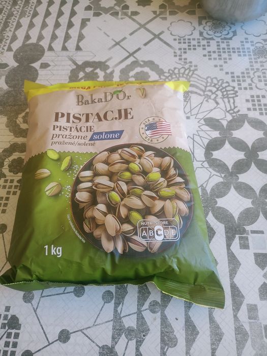Pistacje 1kg 30zł