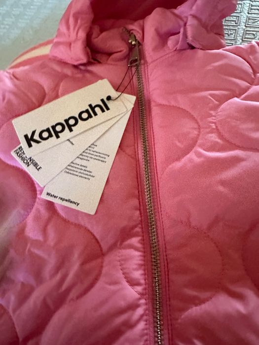 Дівчача весняна курточка