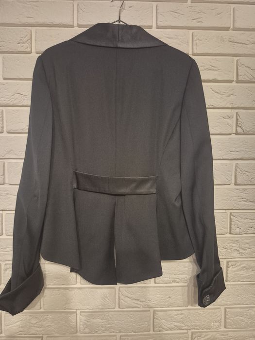 RICCOVERO nowa czarna marynarka smokingowa damska z wełną r. 40-42