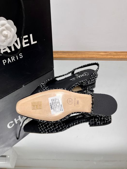 Chanel slingback