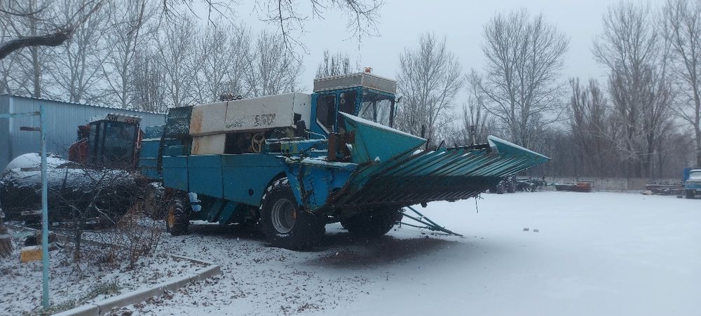 Комбайн Е-517, есть все, цена 320000 грн с НДС,,