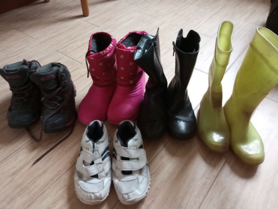 Продам набор обуви