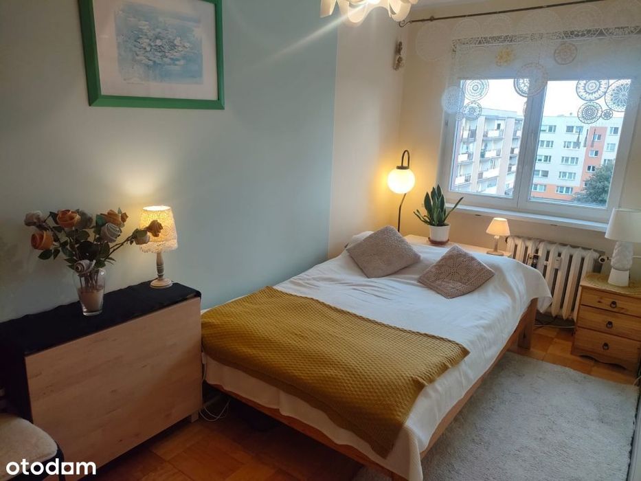 Oś.Zawadzkiego 3pokojowe 52,5m2 ,z balkonem.