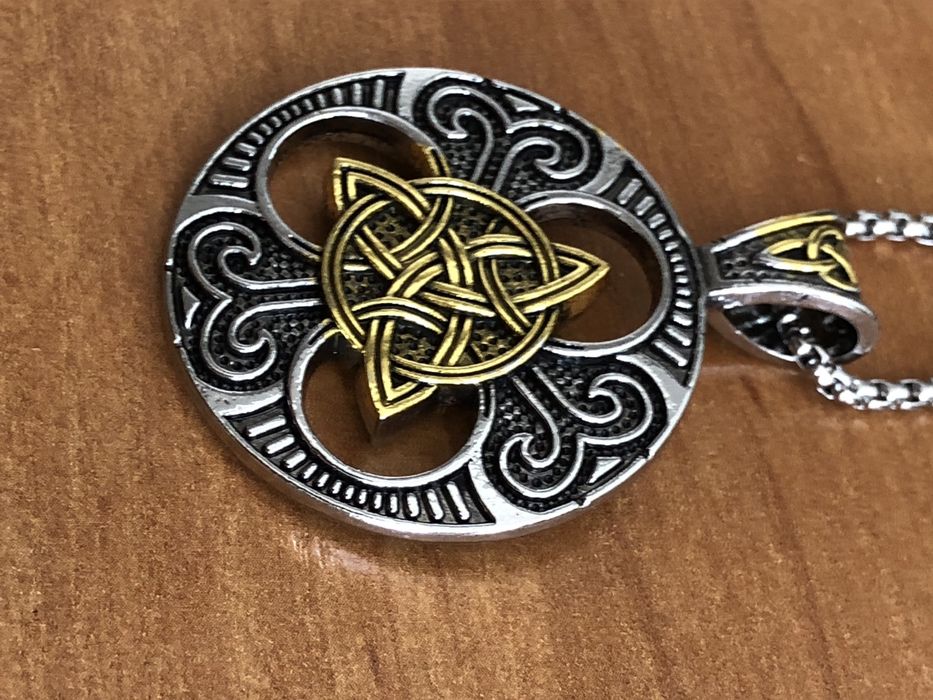 Celtycki Naszyjnik Triquetra