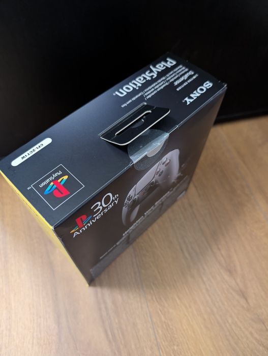 Comando PS5 30th anniversary