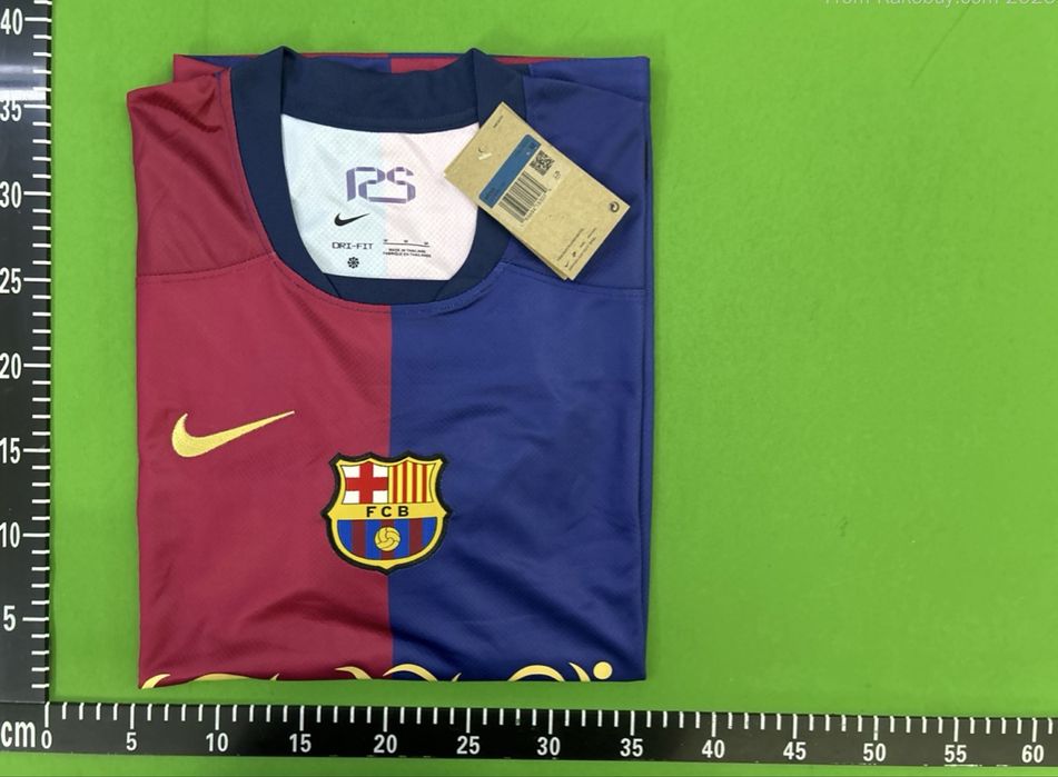 T SHIRT exclusiva do FC BARCELONA - Estado - Absolutamente Novo