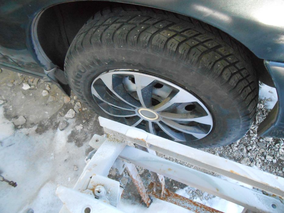 Колеса зима ваз 2110 приора р14 комплект!