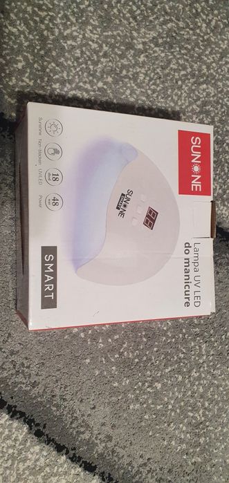 Lampa do paznokci i akcesoria