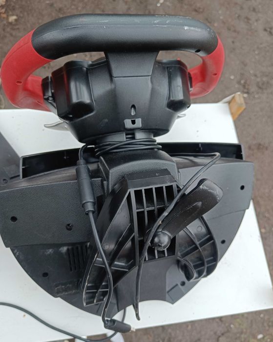 Kierownica Thrustmaster Ferrari 458 Spider z pedałami nie testowana