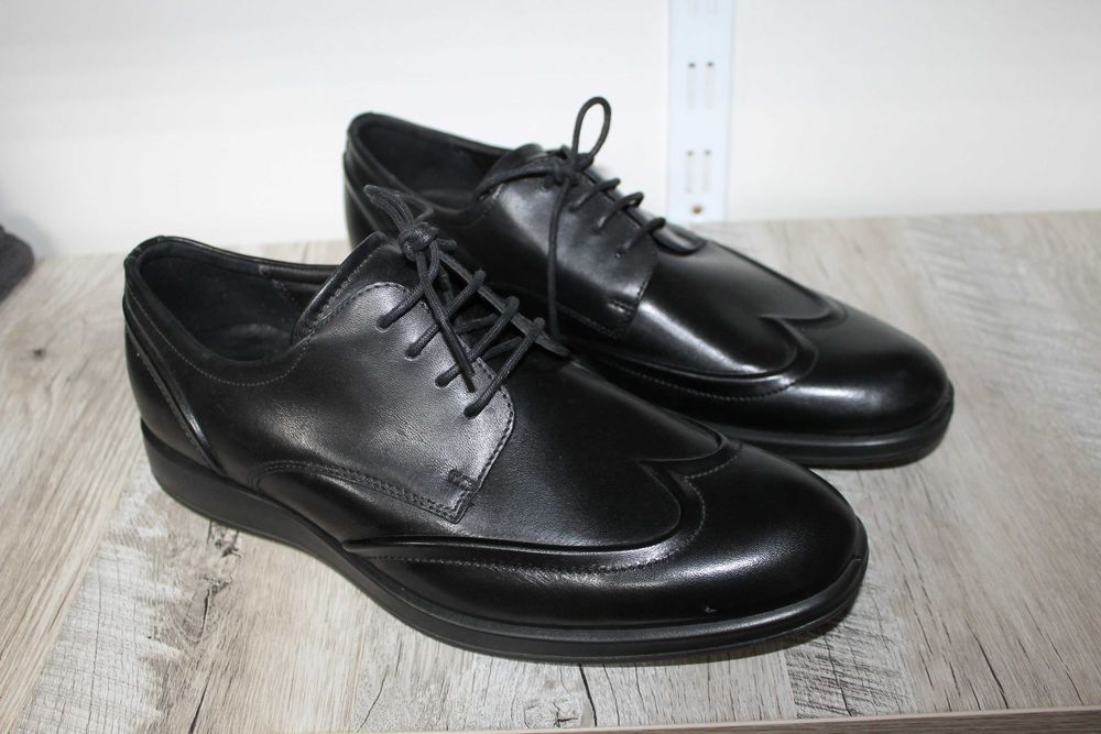 Оригінальні чоловічі туфлі Ecco 41 розмір