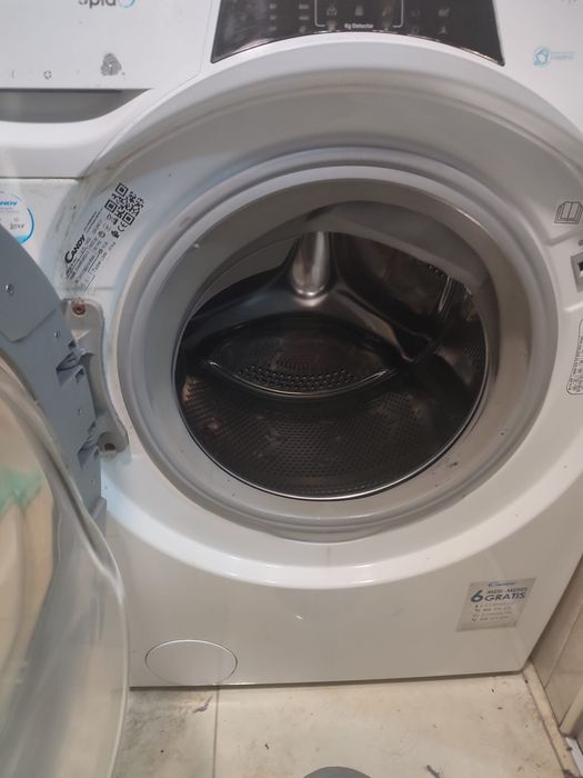 Máquina de lavar e secar em
