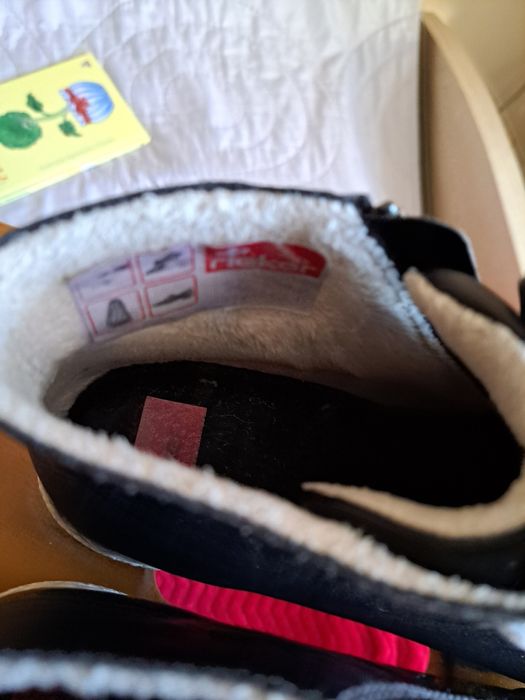 Botki damskie Rieker.  Czarne.  Rozmiar 38