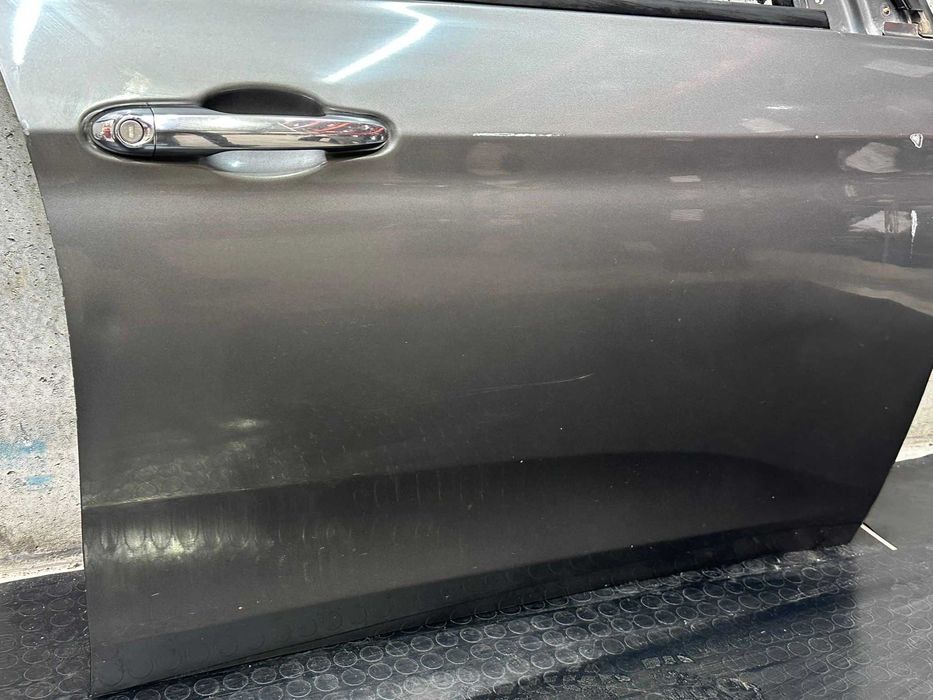 Porta frente direita Fiat tipo (2017)