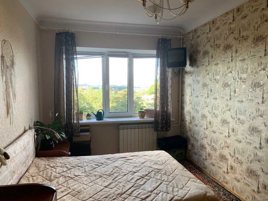 Продам 3-х на Староказацкая, р-н парка Глобы. Ремонт, мебель, техника.