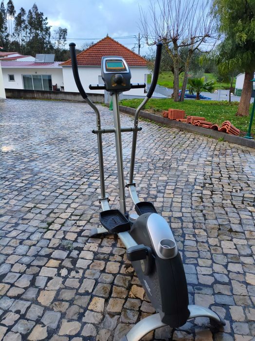 Elíptica BH Fitness – Muito Robusta | Excelente Estado