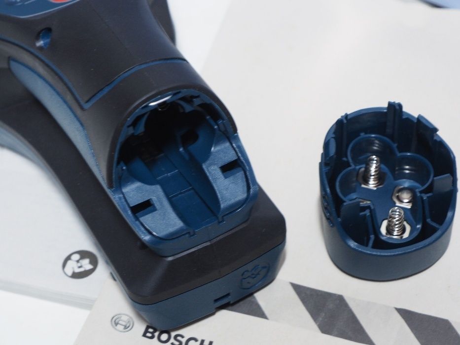 BOSCH D-TECT 120 wykrywacz detektor czujnik 10,8v 12v hilti milwaukee