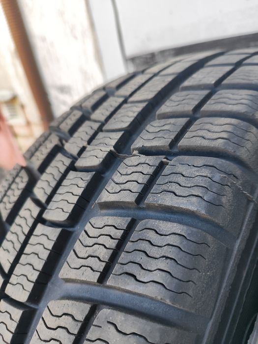 Шини нові 215/65 R15 snow evolution