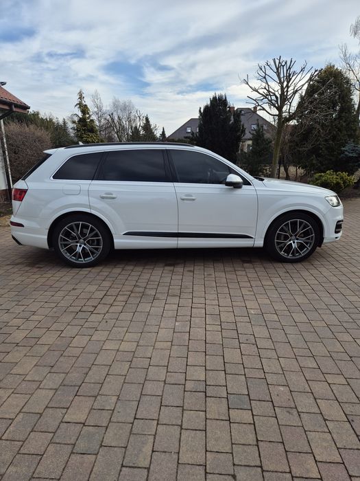 Audi q7  Prestige 3.0tfsi 7 osobowy