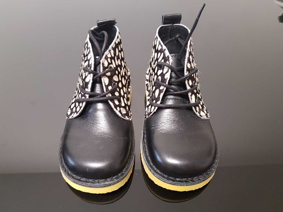 Bota de cordão NOVA_ criança / envio GRATIS