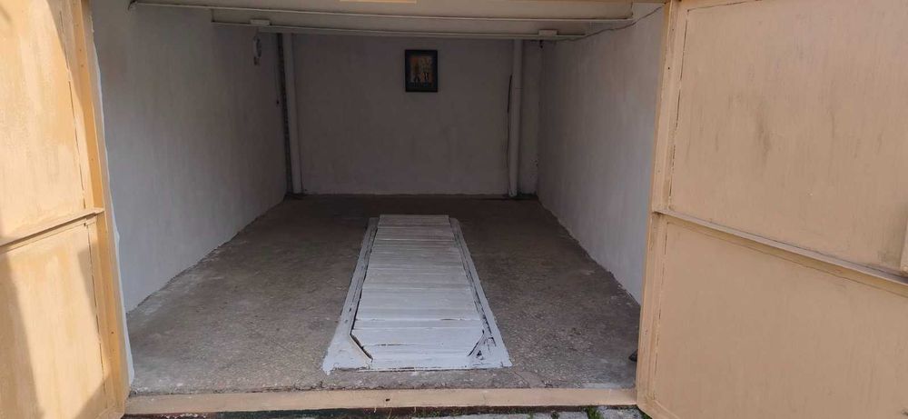 Гараж в гарному стані