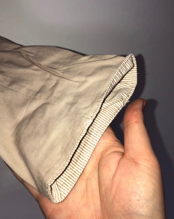 Kremowa marynarka z kokardką