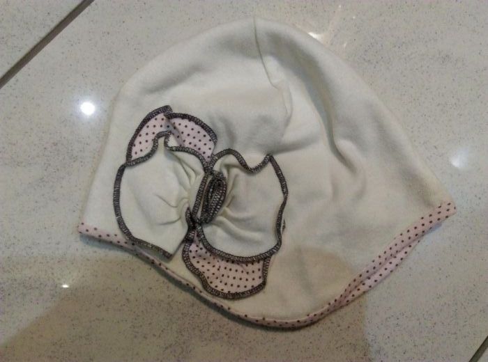 Czapka dla dziewczynki 1-1,5 polska