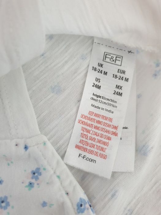 Bluzka kwiatuszki falbanki rozmiar 86