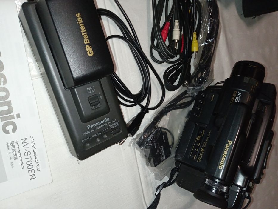 Відеокамера Panasonic NV-S700EN S-VHSC. Made in Japan.