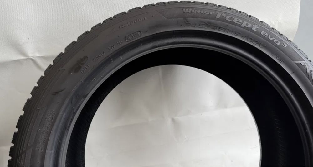 Шини 7.2 мм 2021 рік 245/45 R19 Hankook зима комплект