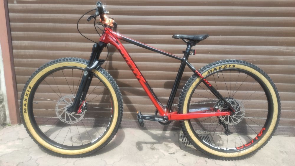 Велосипед GIANT talon 27,5*2.8 , гидравлика,воздуж.