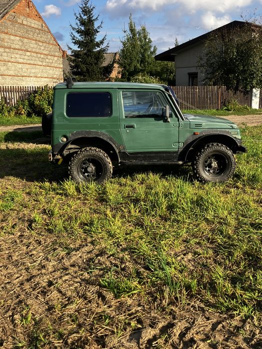 Suzuki  samuraij