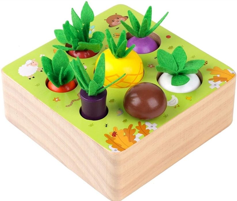 Drewniana zabawka edukacyjna Happy Farm Montessori 12m +