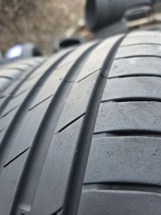 Шини літні пара 225/45r19 Kumho  Ecsta  ps 71