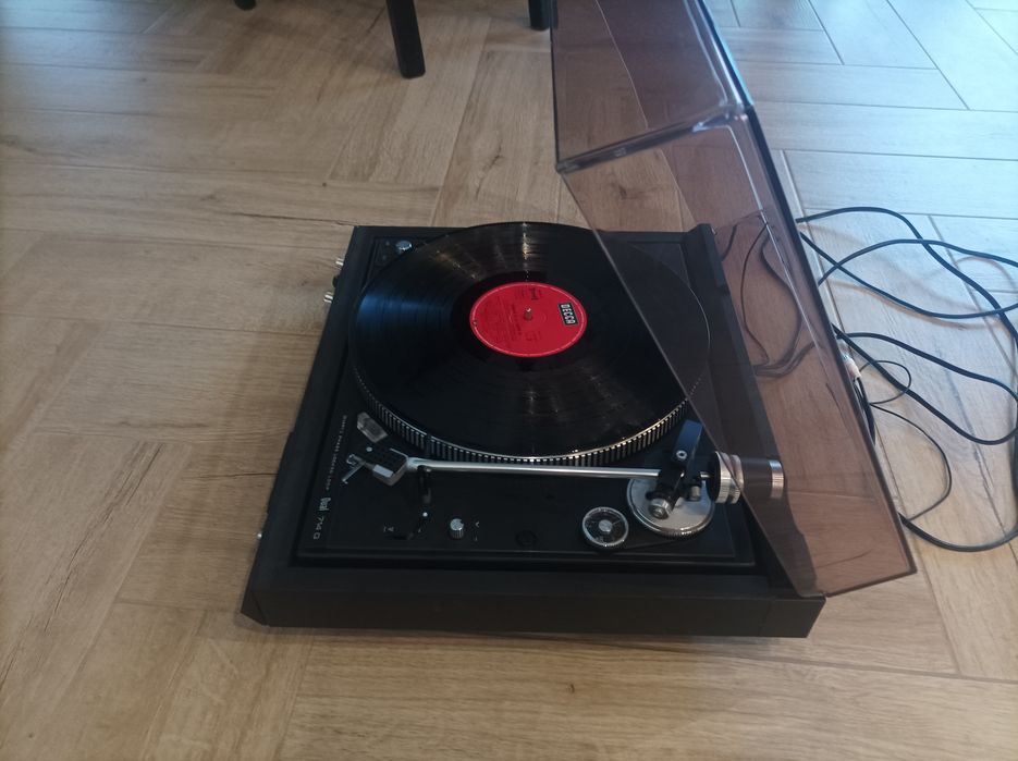 Gramofon Dual 714g
