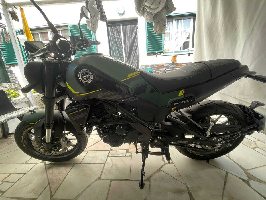 Benelli Leoncino 250