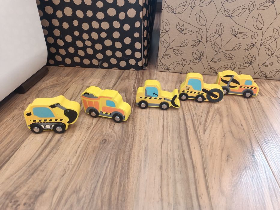 Drewniane samochody pojazdy budowlane