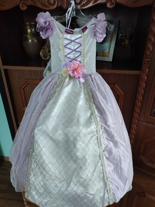 Sprzedam sukienkę dla dziewczynki na karnawał