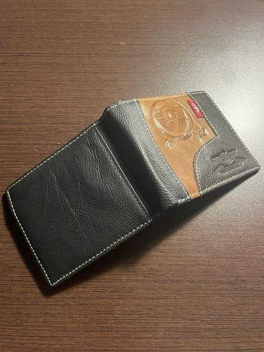 Carteira LORENZ nova (pele)